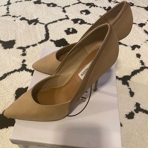 Tan leather pumps